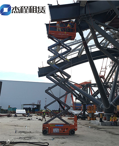 杰程高空车出租应用于港珠澳大桥建设工程